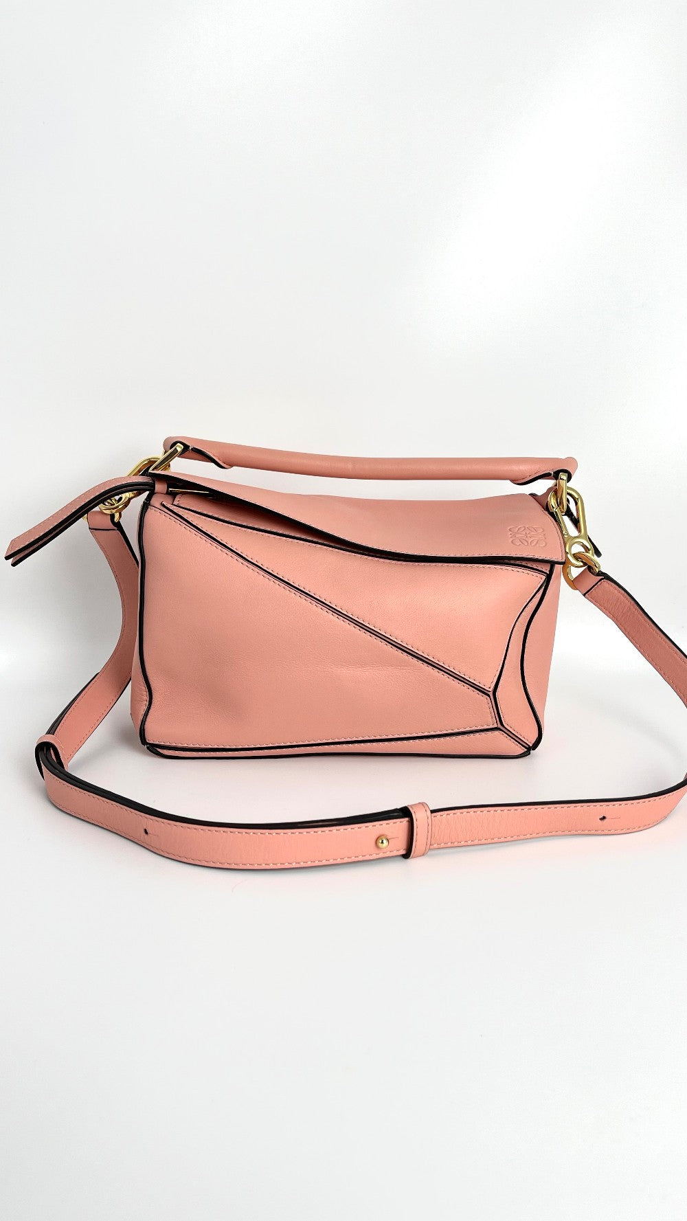 Preowned. Loewe Puzzle Bag Peach|4604