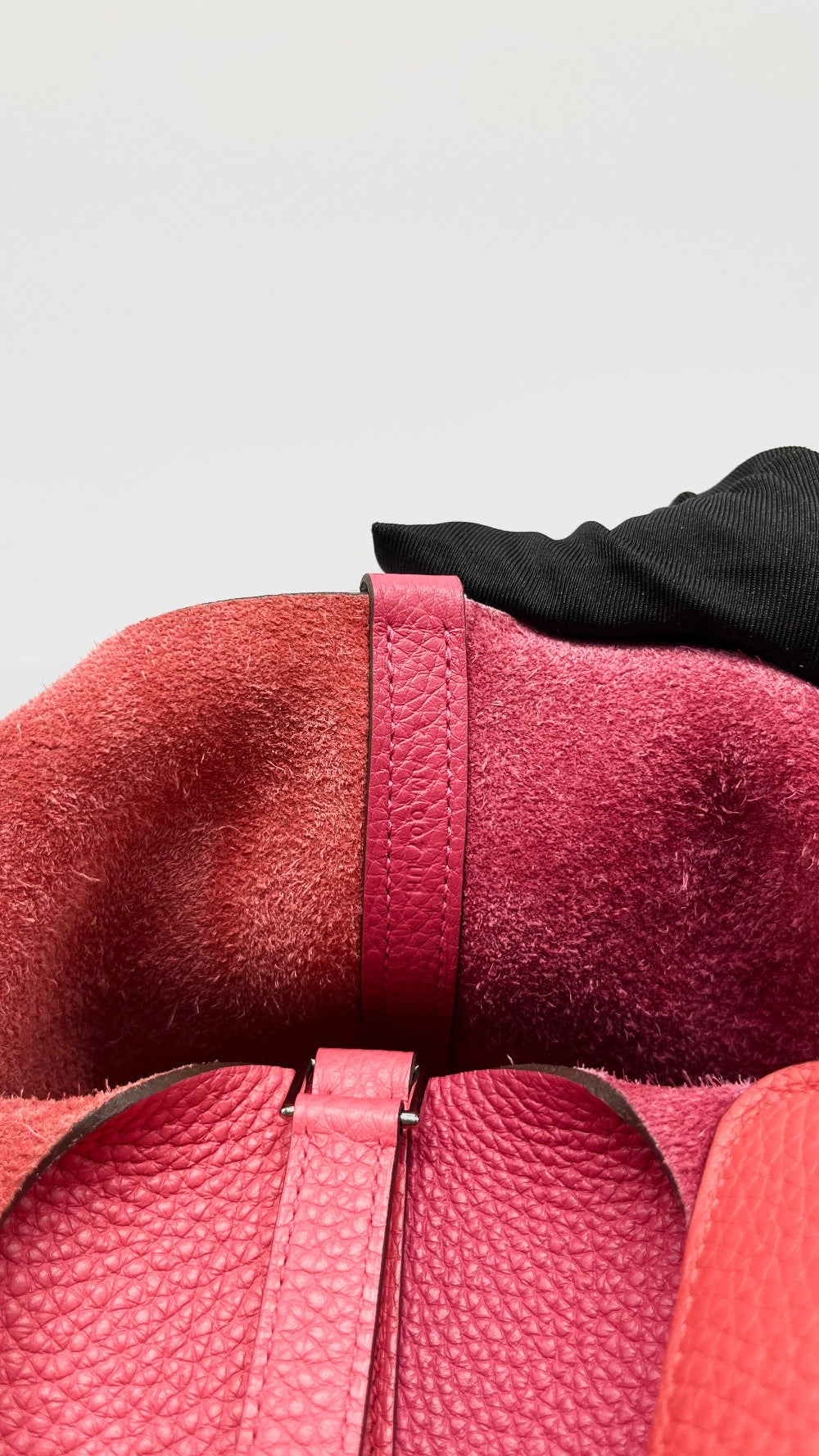 Preowned. Hermes Picotin 18 Tricolor Rose Extreme/Rouge De Coeur/Rose Mexico Togo PHW. YAM007UH|14300