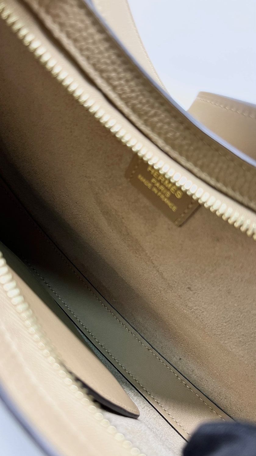 [SALE] Brand New. Hermes P'tit Arcon Poussiere Togo Perma HW. KAM006UH|8788