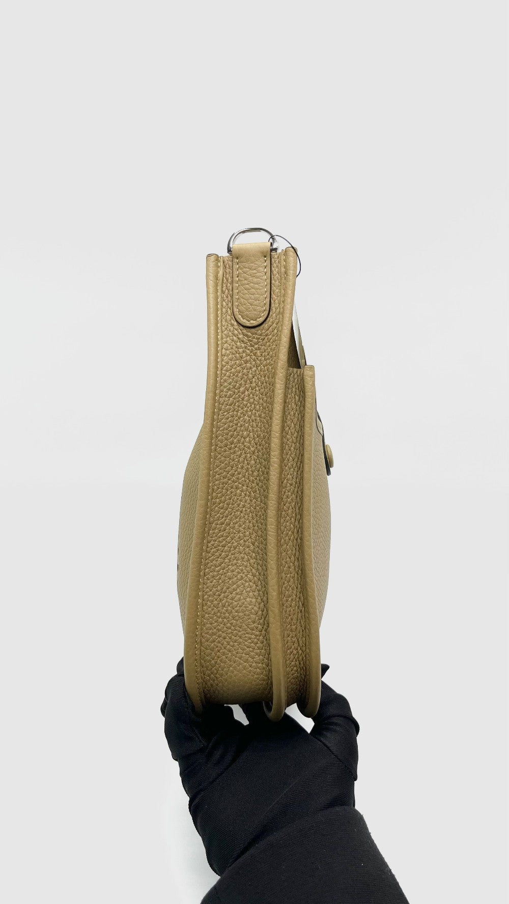 Brand New. Hermes Evelyne 23 Dune Togo PHW. GBS001ZB|16794