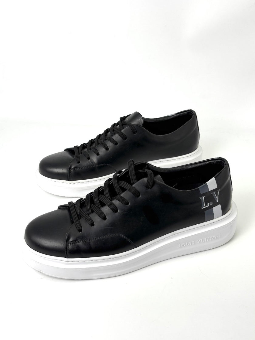 Unused. LV Sneakers Black For Men. 37|7368