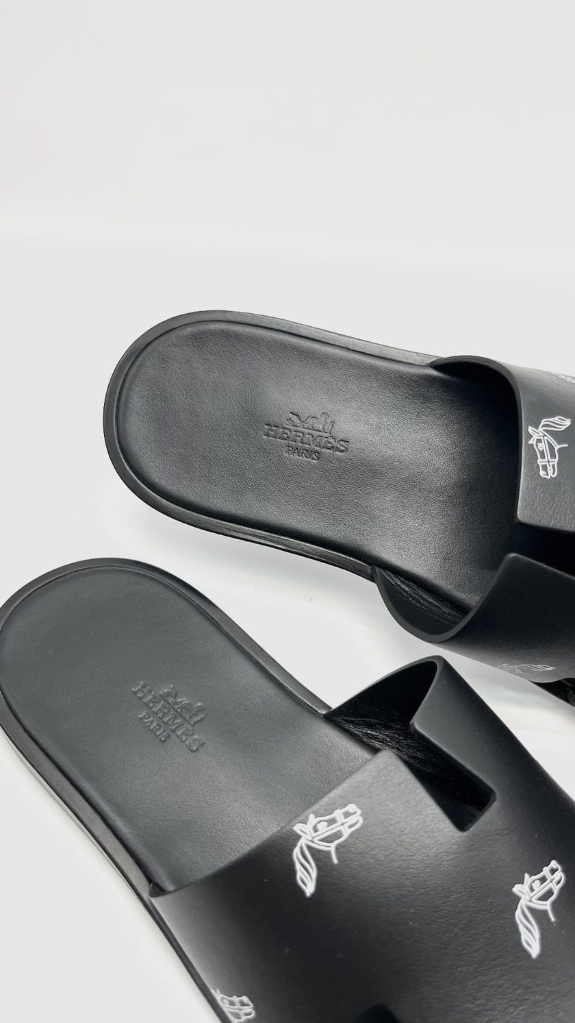 Brand New. Hermes Izmir Black Pony Sandals. 41|16203