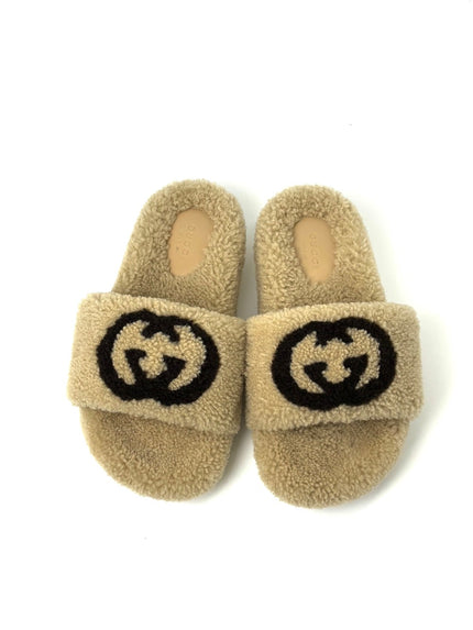 Preowned. Gucci Slides Teddy Beige. 36|7267