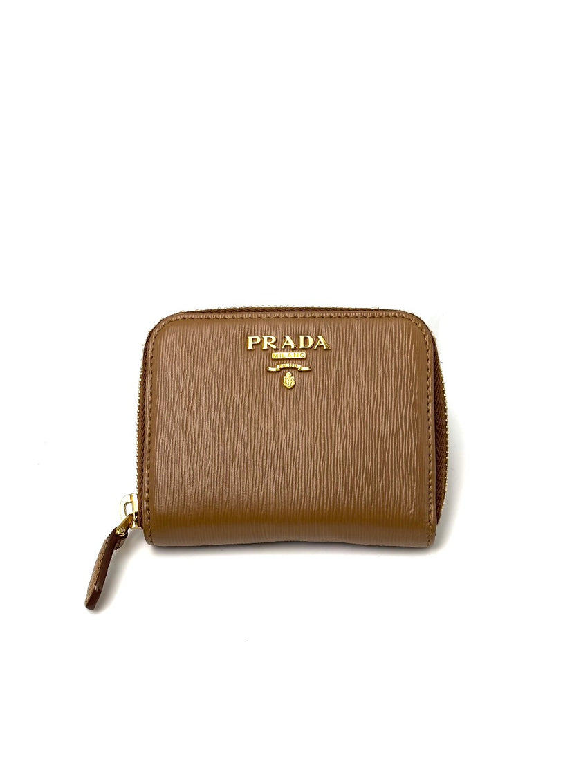 Preowned. Prada Zip Wallet Brown|7037