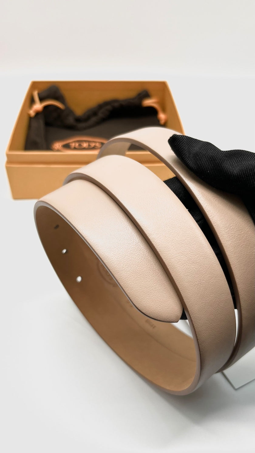 Brand New. Tods Belt Nude 95cm. DK41|10523