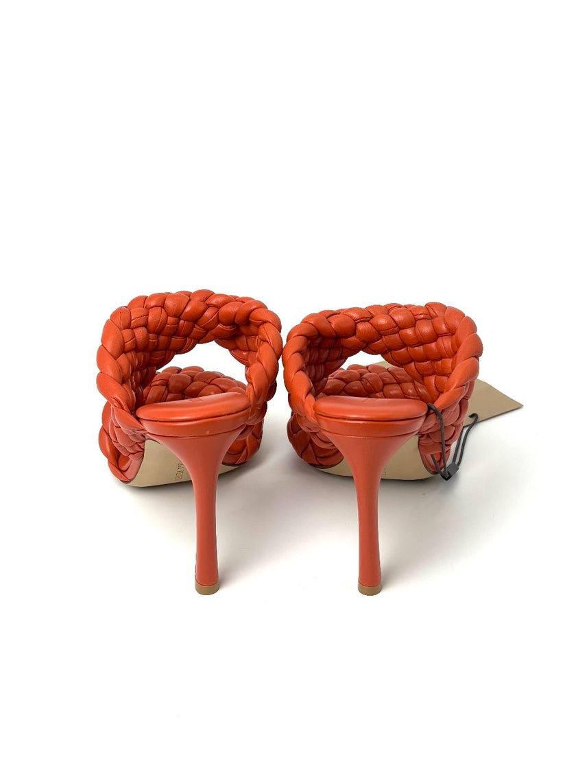 Brand New. Bottega Heel Orange. 37|7523