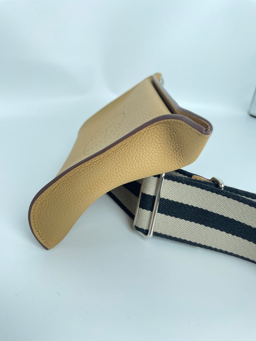 Brand New. Hermes Videpoches Beige Marfa. BAA009ZA|3485