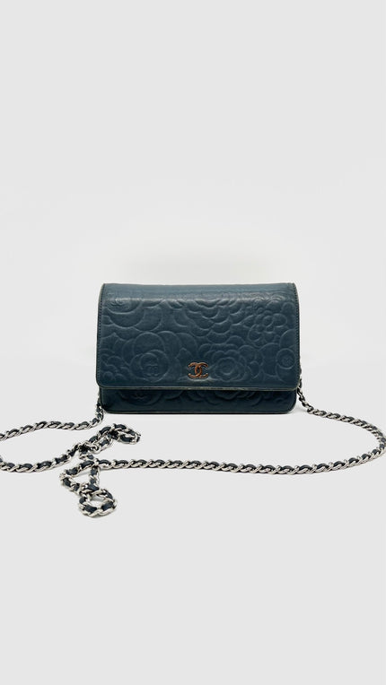 Preowned. Chanel WOC Camellia Embossed SHW. 17609485|15077