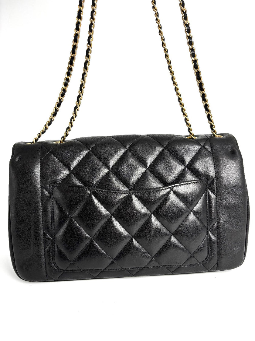 Preowned. Chanel Seasonal Flap Black GHW. 20734928|4130