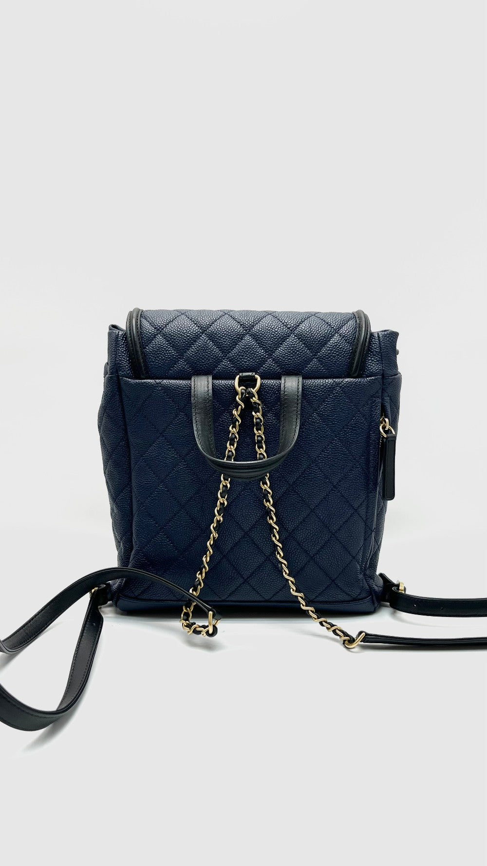 Preowned. Chanel CC Filigree Backpack Caviar Blue GHW. 26313130|16550
