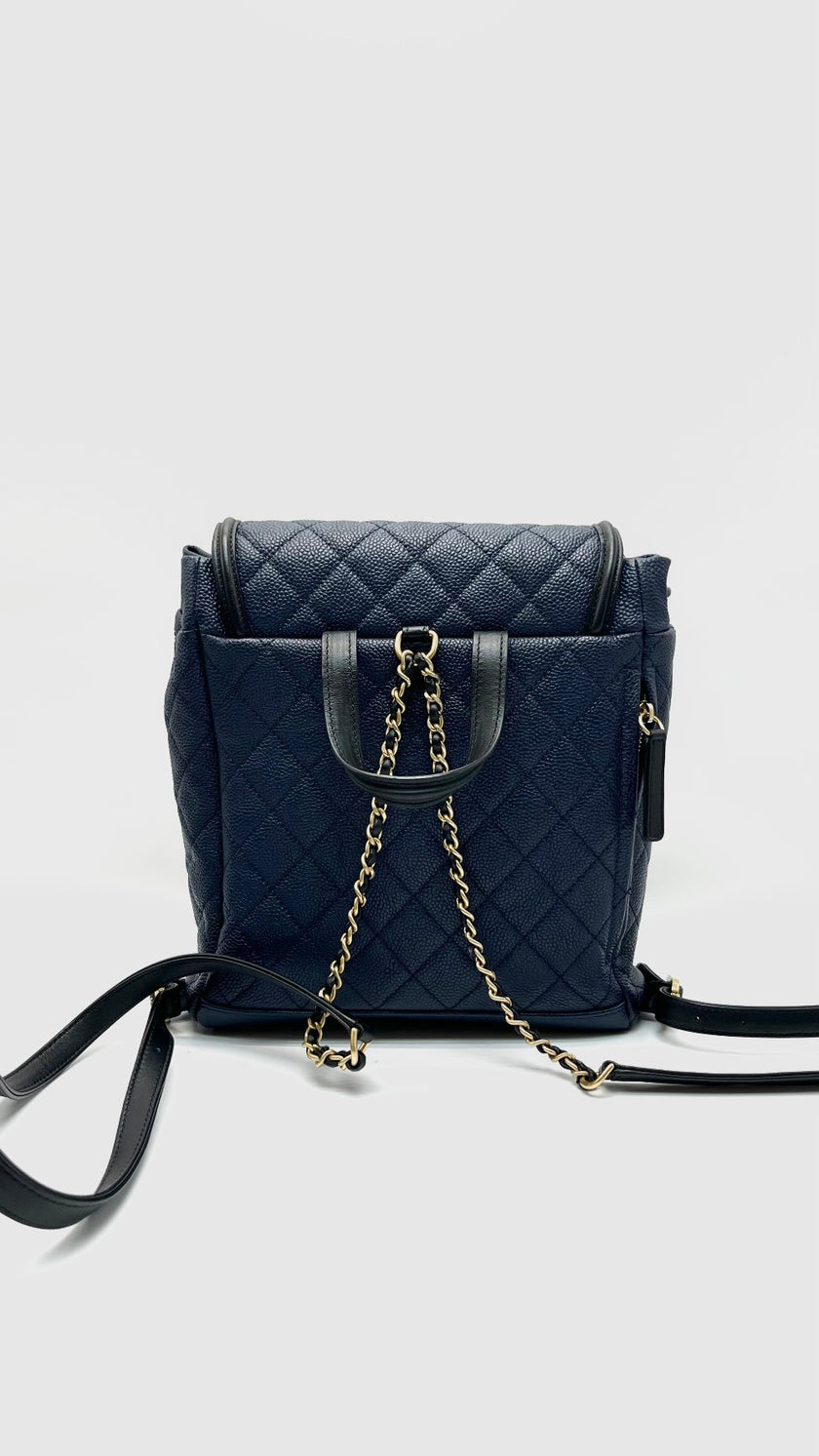 Preowned. Chanel CC Filigree Backpack Caviar Blue GHW. 26313130|16550