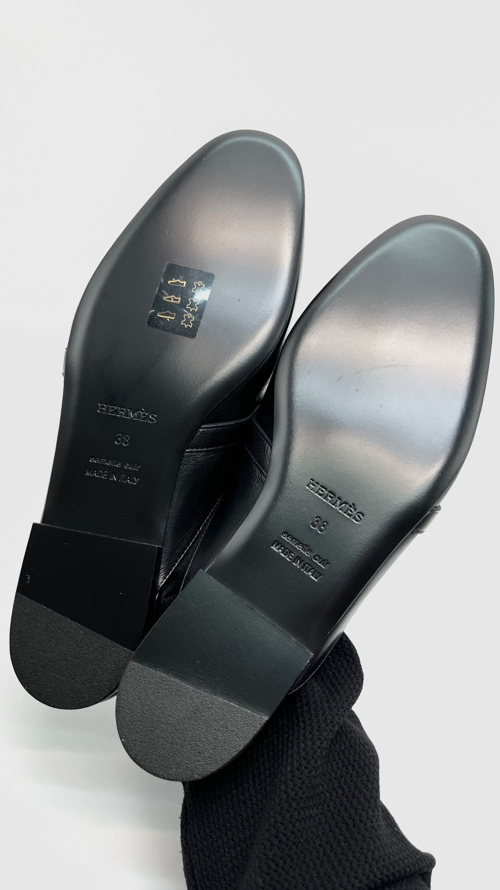 Brand New. Hermes OZ Mule Black RGHW. 38|16185