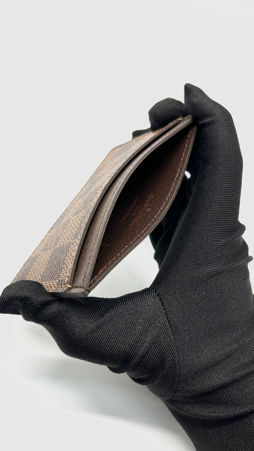 Brand New. LV Card Holder Damier|14882