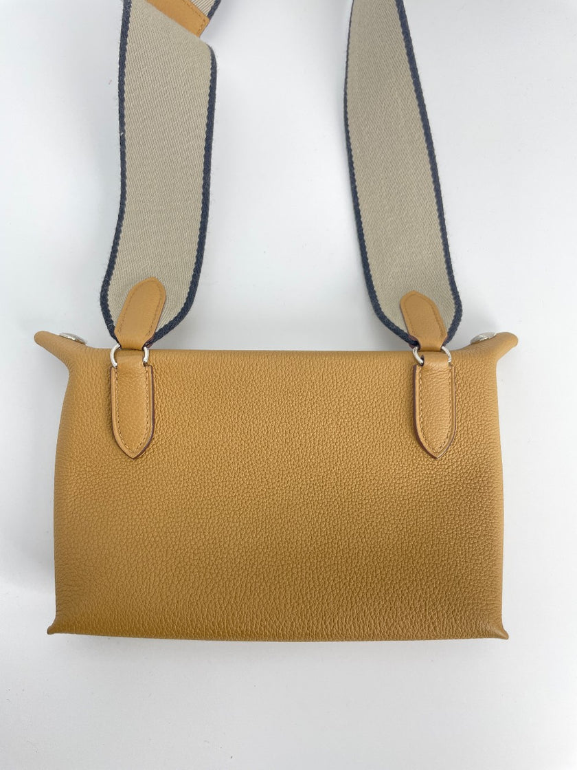 Brand New. Hermes Videpoches Beige Marfa. BAA009ZA|3486