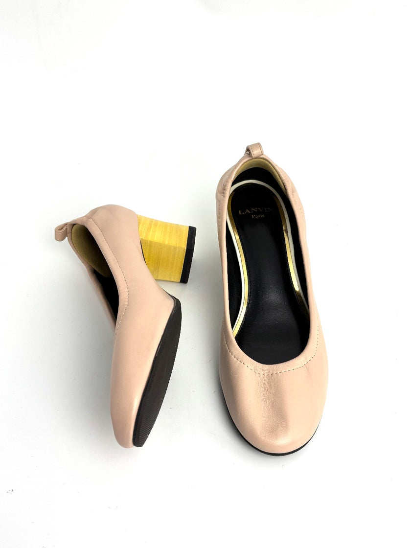 Brand New. Lanvin Low Heel Nude. 37|12778