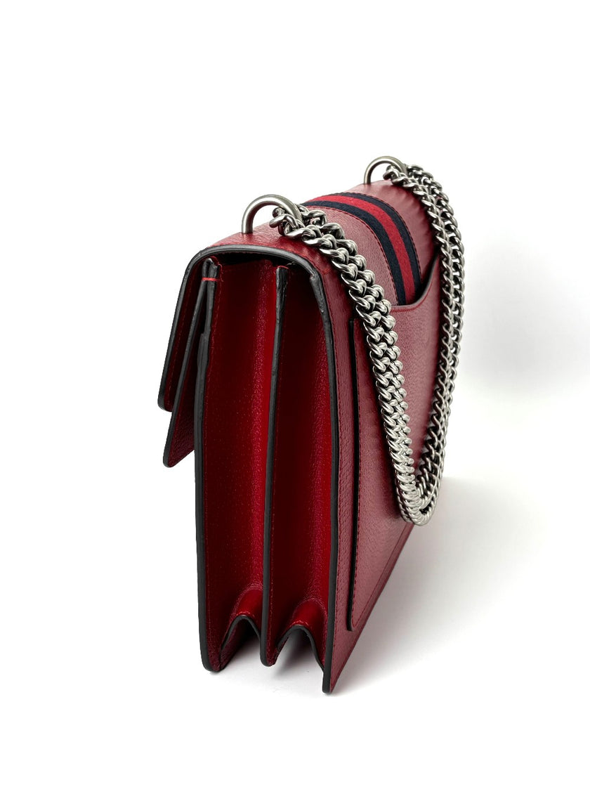 Preowned. Gucci Dionysus Medium Red. 403-340-525-040|5855