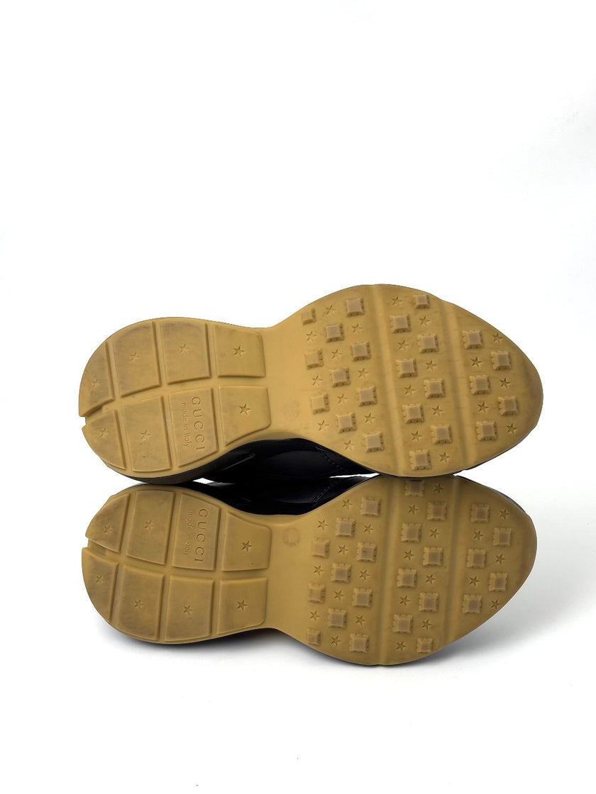 Preowned. Gucci Rhyton Sneakers Black. 36.5|7287