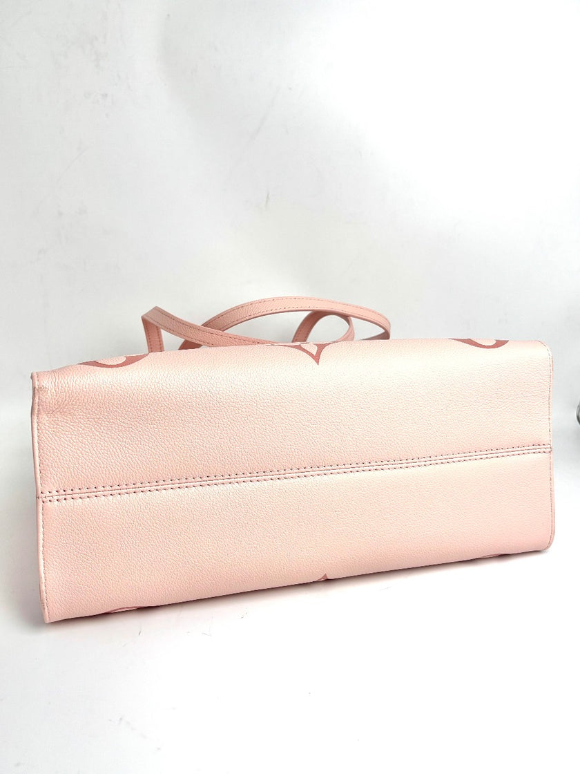 [SALE] Brand New. LV On The Go MM Pink. Microchip|11084