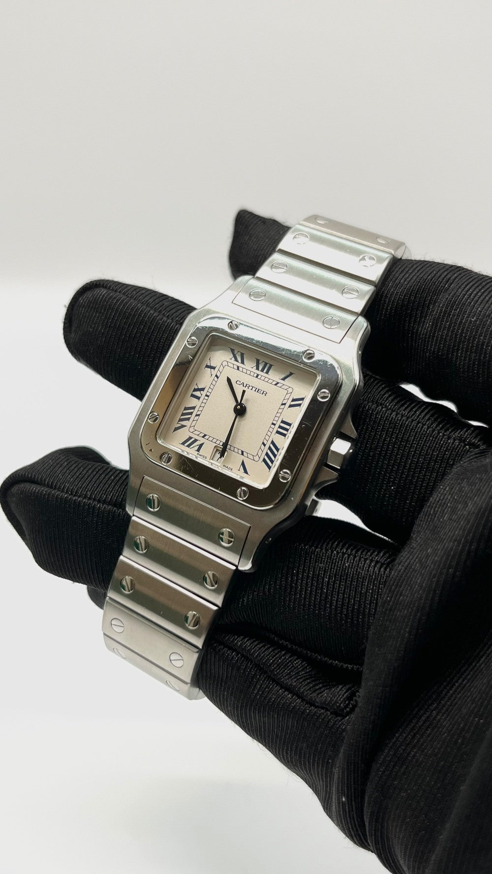 Preowned. Cartier Santos Galbee Medium White Dial Roman All Steel 20 Links. 1564CC137286|7921