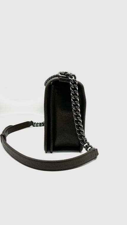 Preowned. Chanel Leboy Old Med Olive Green Caviar RHW. 23146712|14068