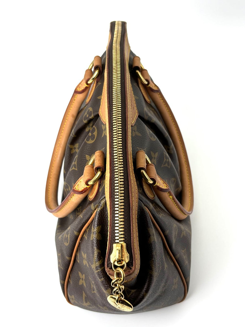 Preowned. LV Tivoli PM Monogram. AR3180|6159