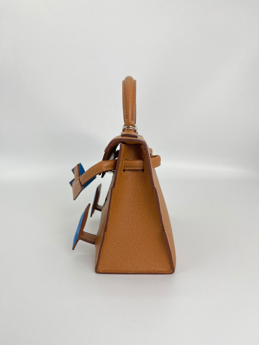 Brand New. Hermes Kelly Doll Picto Epsom Gold. KHT488ZP|3518