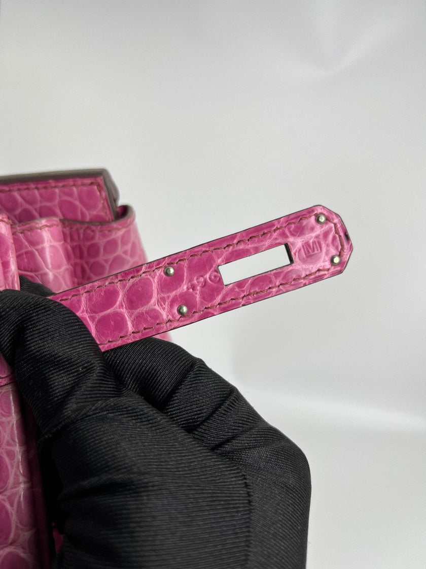 Preowned. Hermes Birkin 35 Crocodile Rose Tyrien. M 49|3552