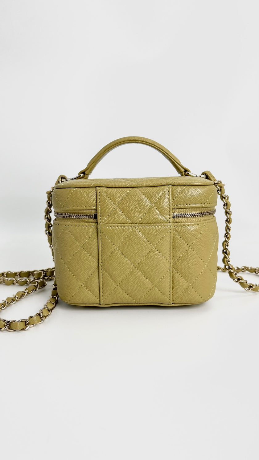 Brand New. Chanel Vanity Case Resin. G3TGGXCG|4224