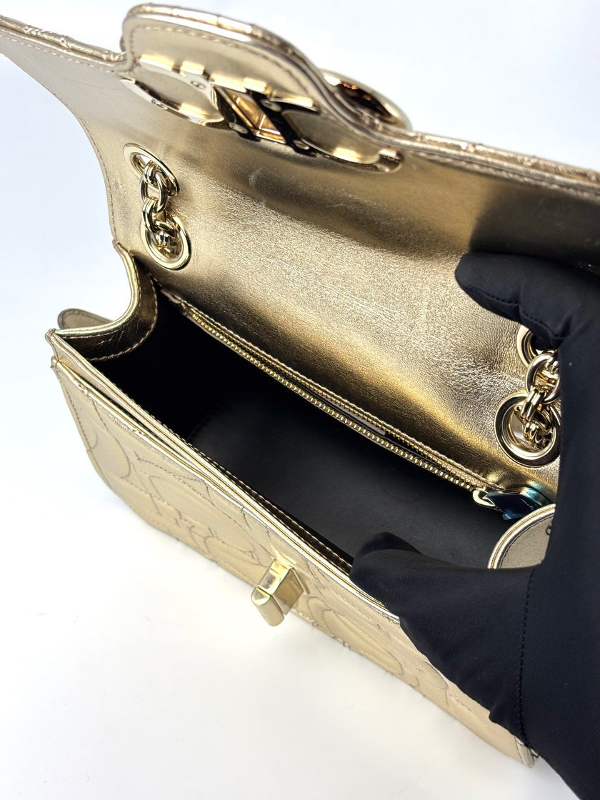 [SALE] Preowned. Ferragamo Flap Gold|5986