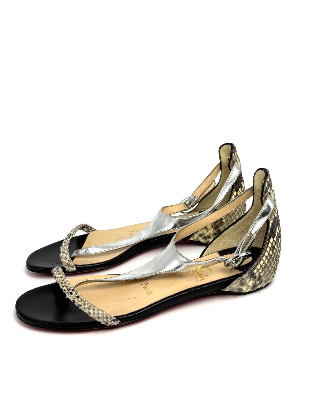 Like New. Louboutin Sandals Silver Phyton. 35|10695