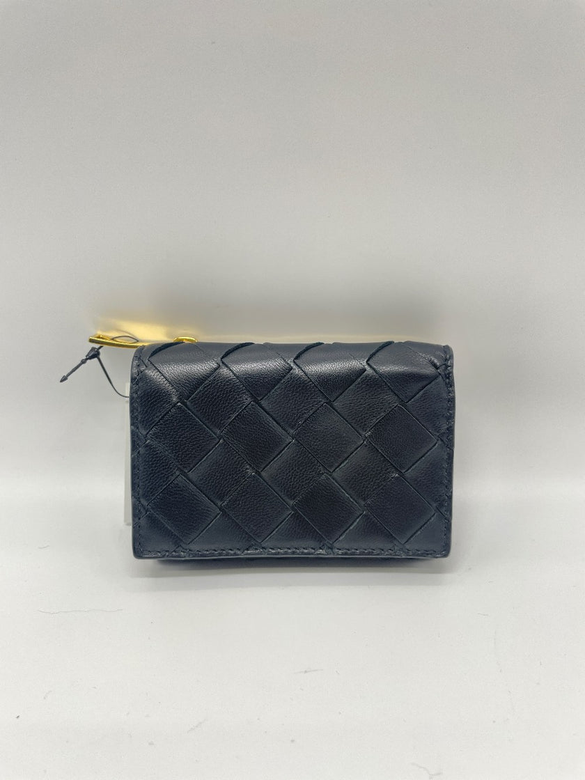 Brand New. Bottega Trifold Wallet Black|12521
