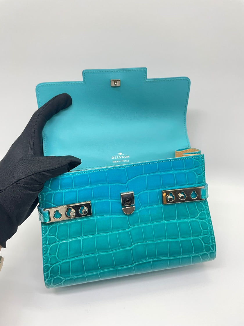 Brand New. Delvaux Tempete Small Croc|10011