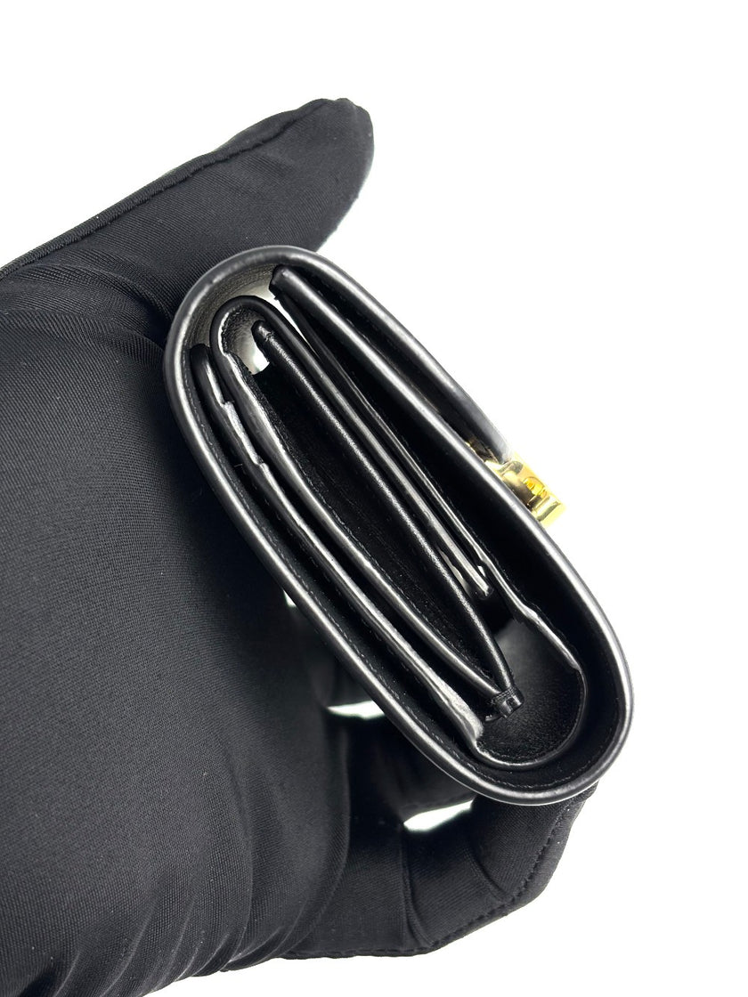 Preowned. Celine Triomphe Flap Black Wallet|12554