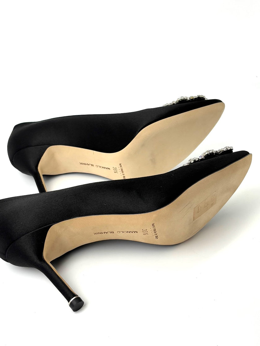 Brand New. Manolo Heel Black. 39.5|7396