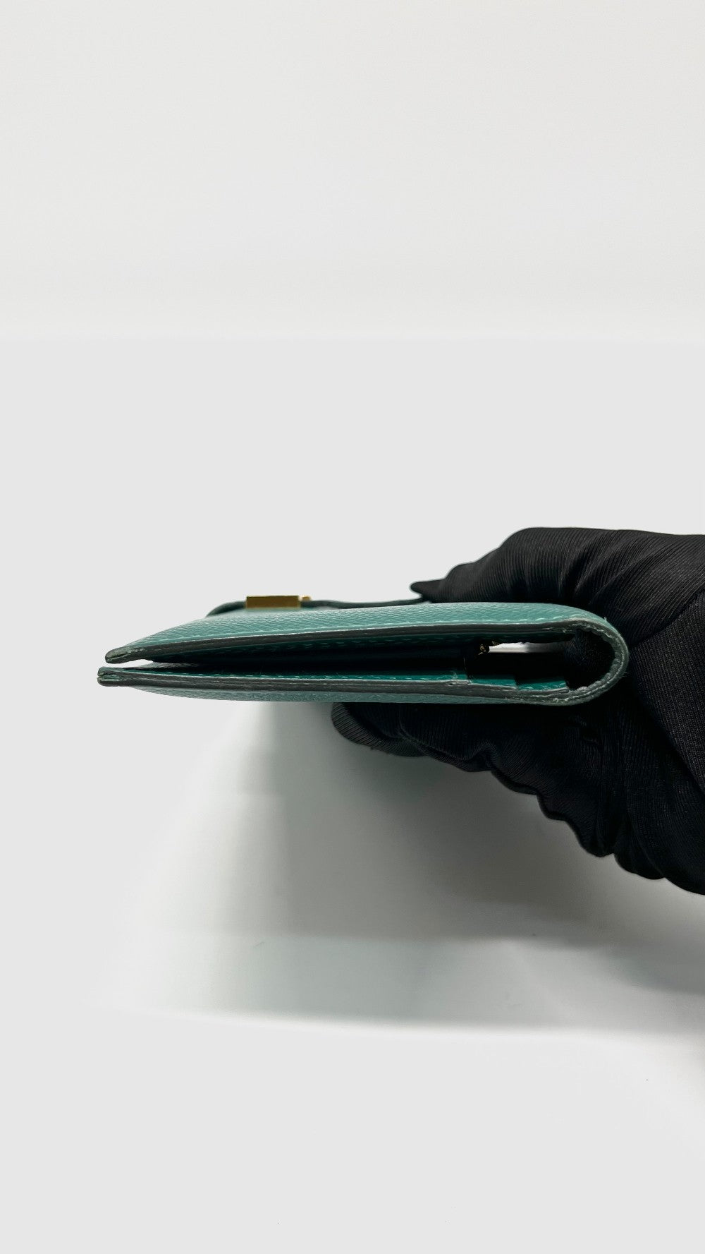 Preowned. Hermes Bearn Long Wallet Malachite GHW. ABY002NZ|9934