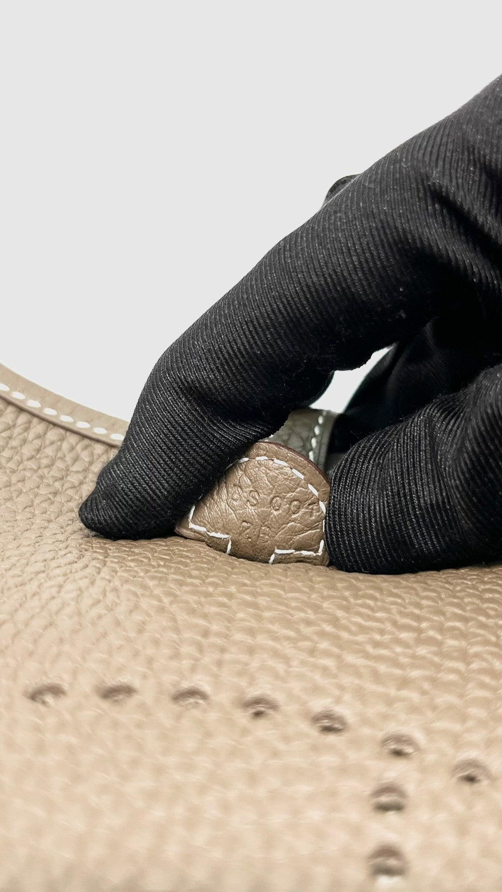 Brand New. Hermes Evelyne TPM Etoupe Togo GHW. YBS001ZB|10482