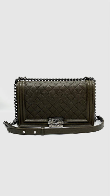 Preowned. Chanel Leboy Old Med Olive Green Caviar RHW. 23146712|14067