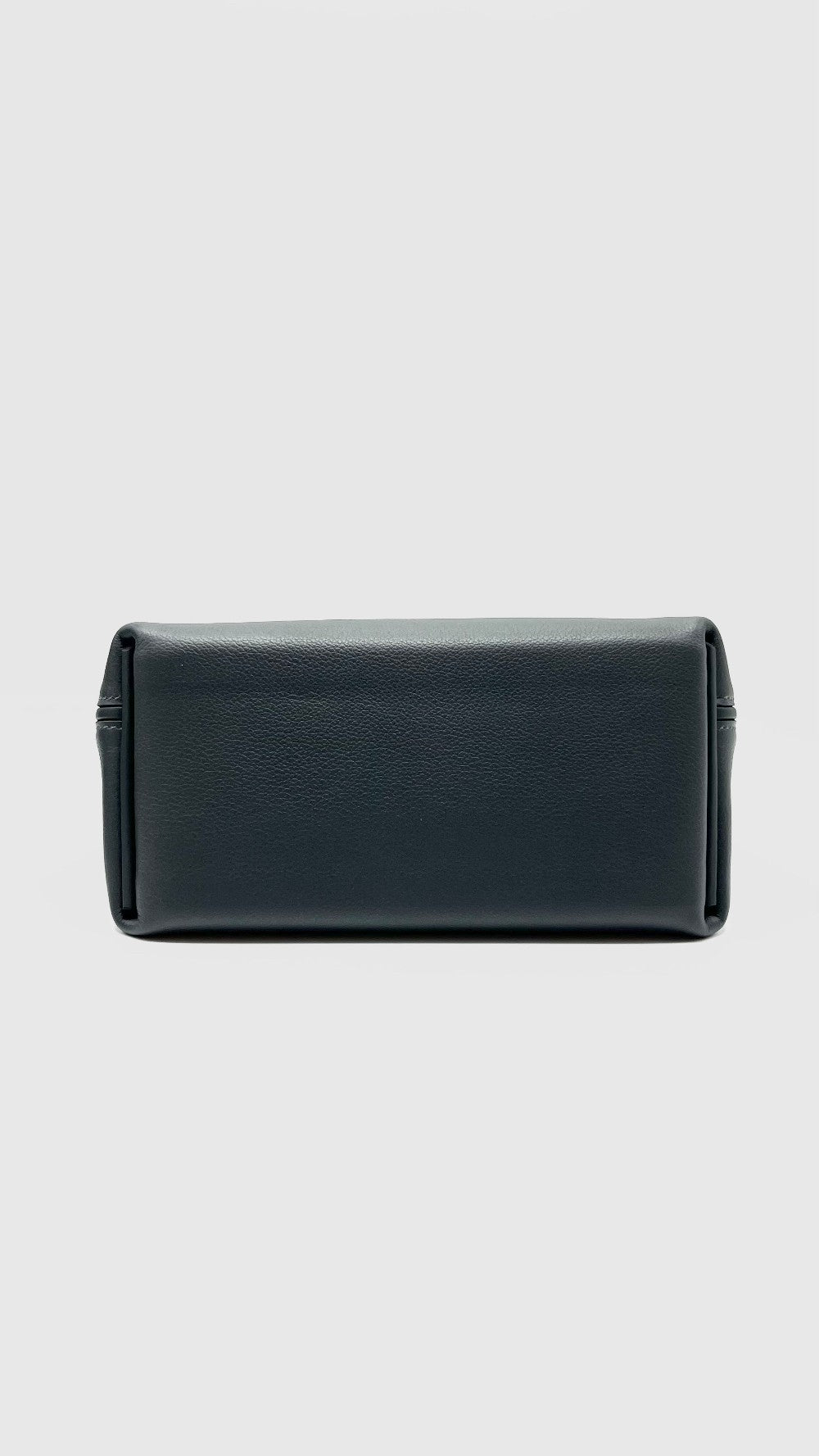 Brand New. Hermes 24/24 21 Evercolor Gris Misty Permabrass HW. WAHT337GM|5002