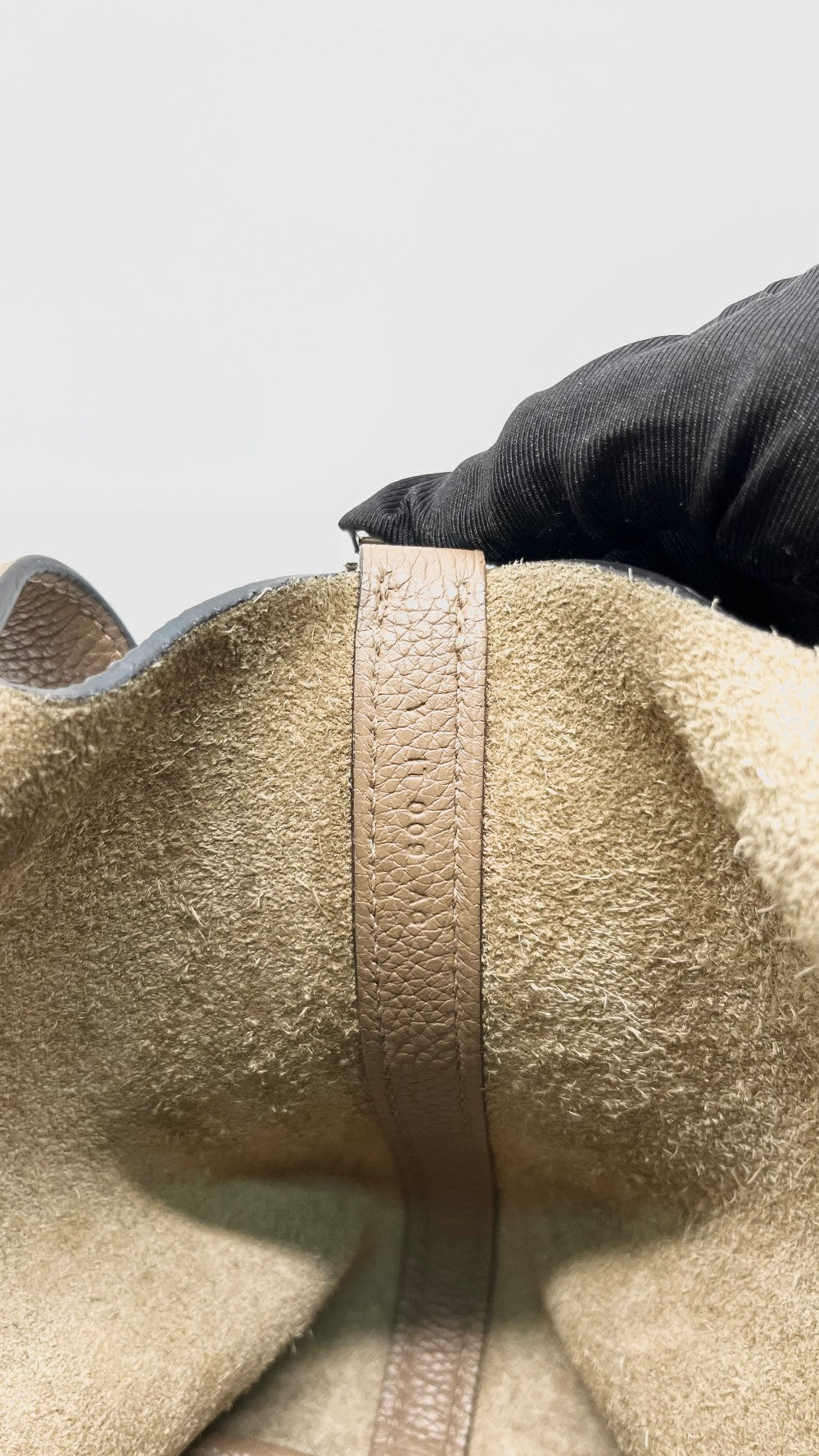 Preowned. Hermes Picotin 18 Beige De Weimar Togo PHW. YIT009AC|14293