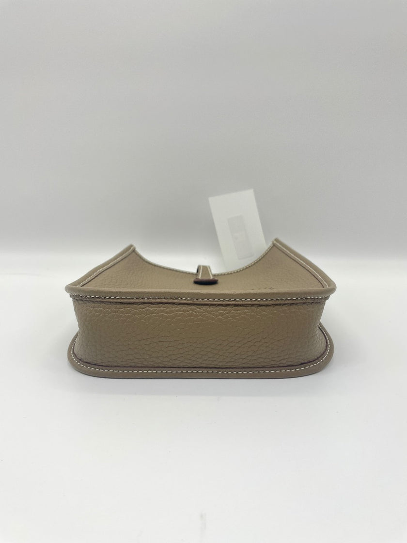 Unused. Hermes Evelyne TPM Etoupe Clemence GHW. WMN004KD|9069