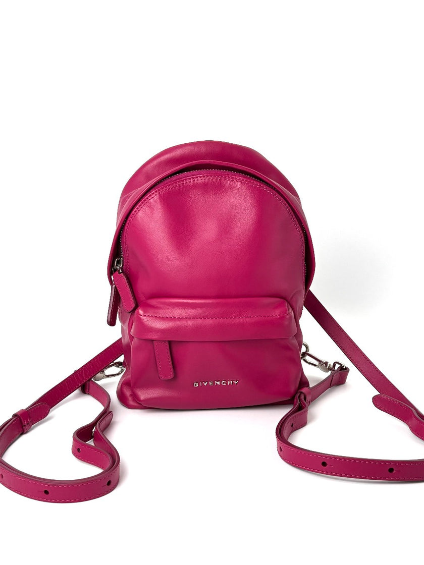 Preowned. Givenchy Backpack Pink. EXL1107|6083
