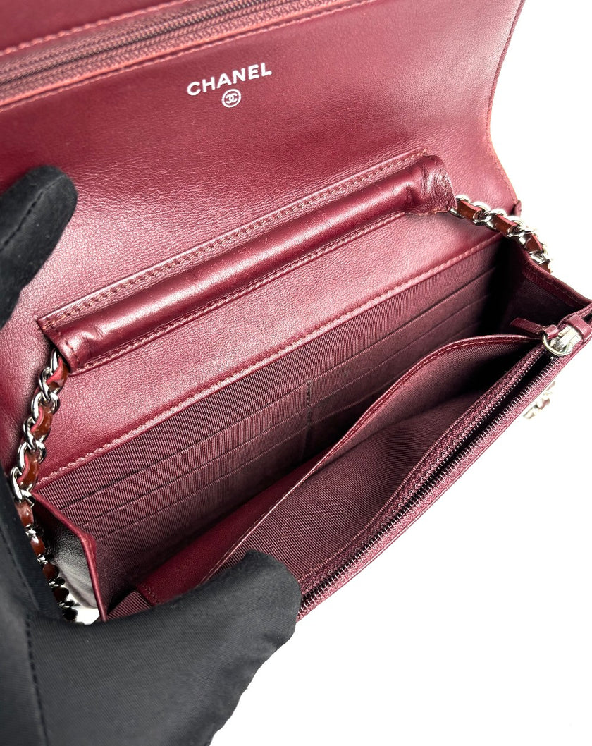 Preowned. Chanel WOC Maroon Patent. 14003421|4117