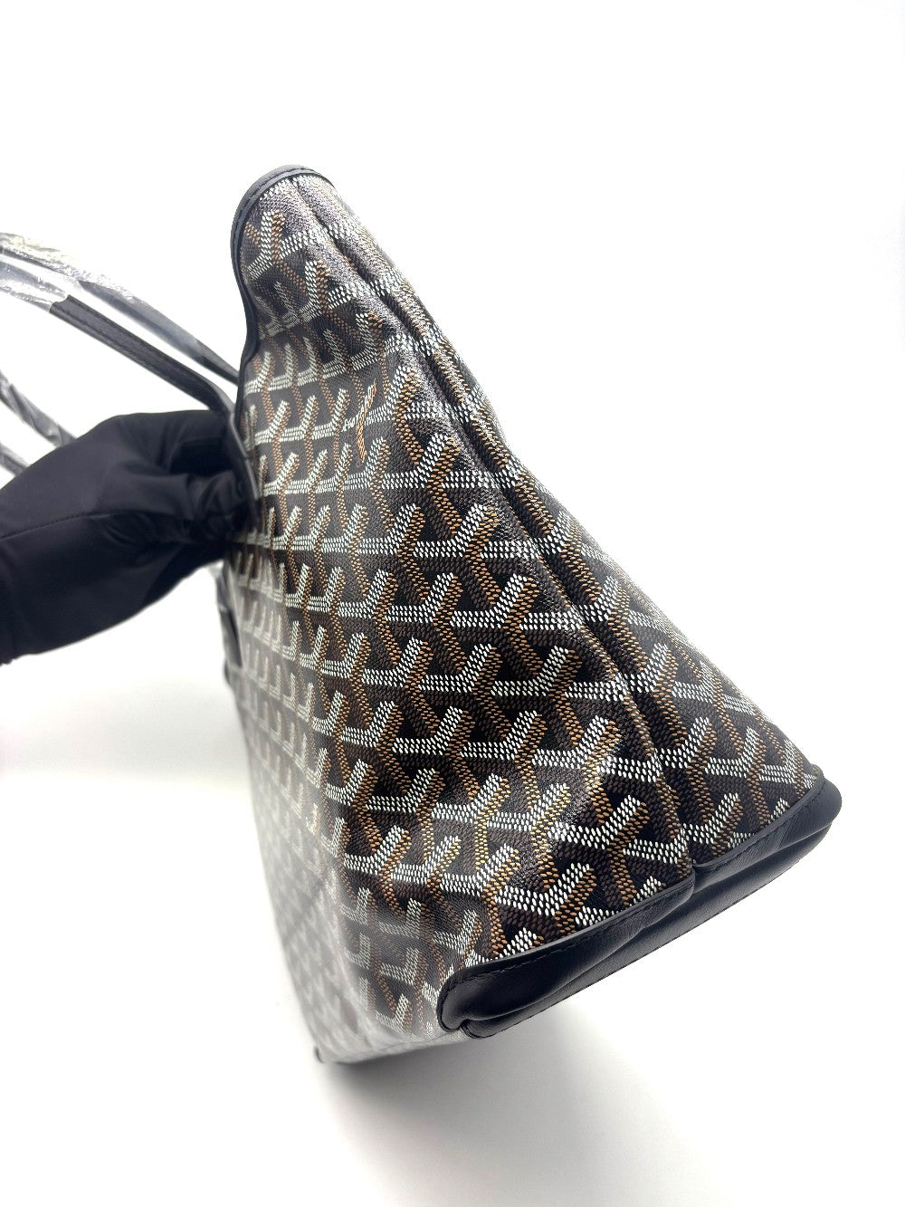 Brand New. Goyard Artois PM Black. SIS020247|17172