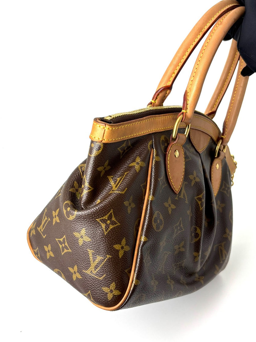 Preowned. LV Tivoli PM Monogram. AR3180|6157