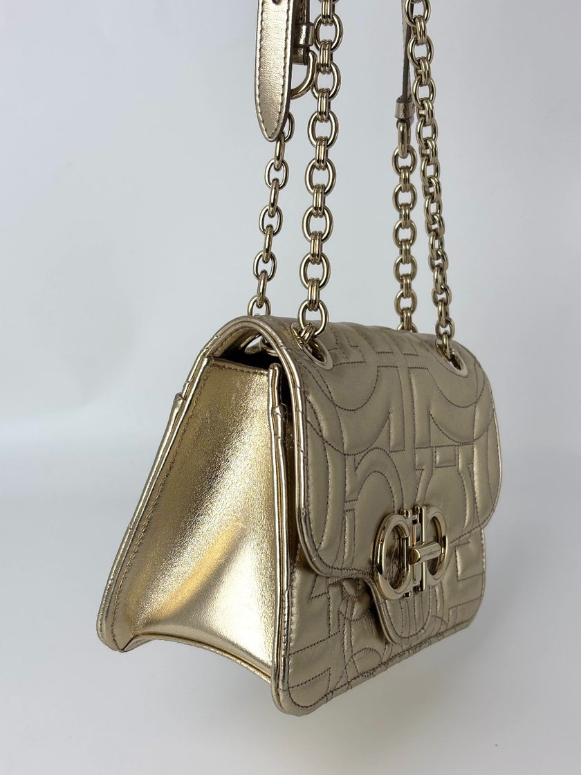 [SALE] Preowned. Ferragamo Flap Gold|5981