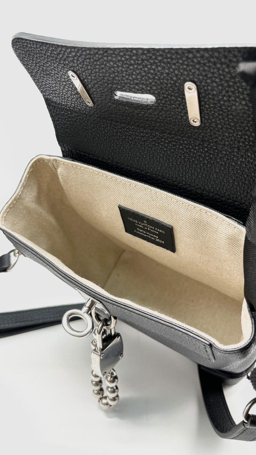 Unused. LV Steamer 15 Black Calfskin SHW. MCHIP|10844