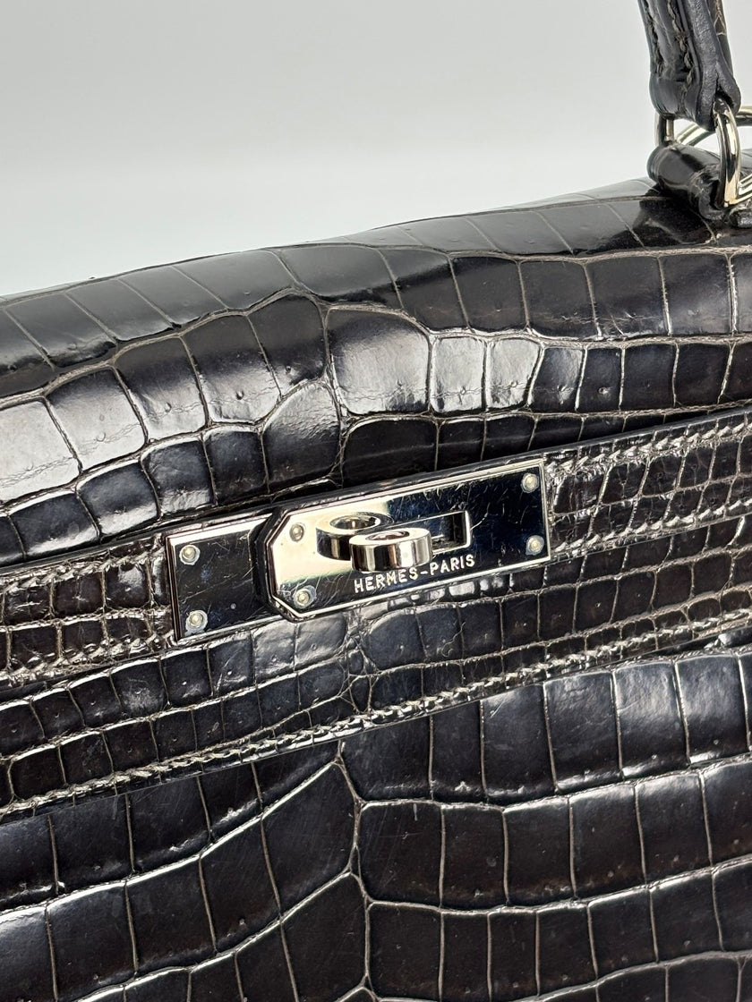 [SALE] Preowned. Hermes Kelly 28 Croc Gris Fonce. J45S|3369