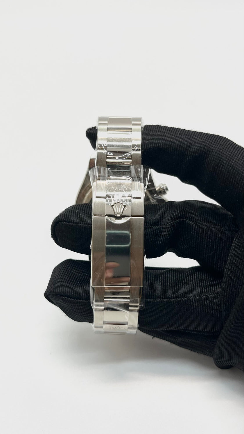 Brand New. Rolex Daytona Ghost Full White Gold 40MM 2025|16403