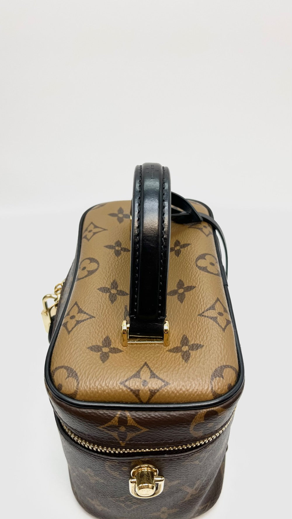 Like New. LV Vanity Kit Mono Reverse GHW. PL0271|16885