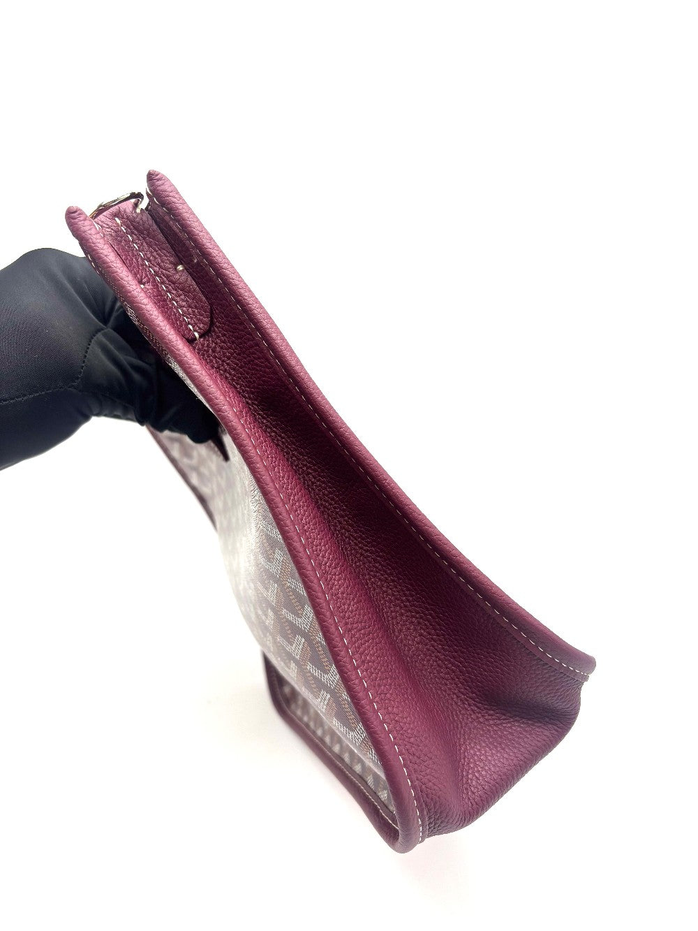 Brand New. Goyard Musette Burgundy. LME020283|17904